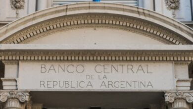 البنك المركزي الأرجنتيني يمنع البنوك الخاصة من تقديم خدمات العملات الرقمية