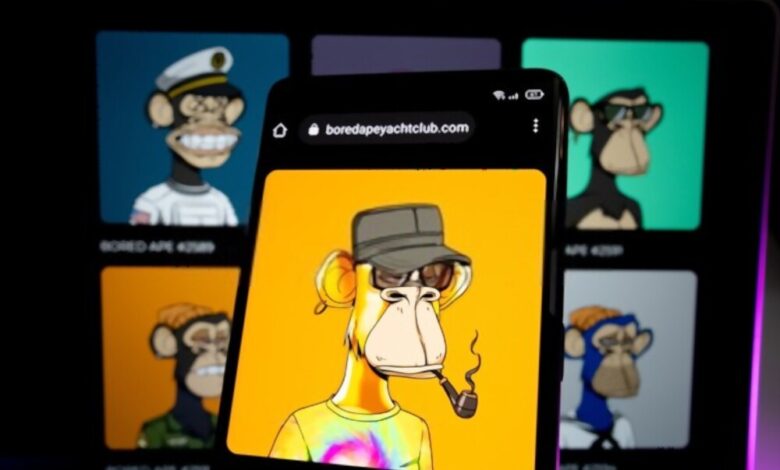 انخفاض سعر توكن القرد الملل إلى أقل من 100 ألف دولار