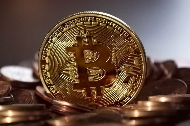 ارتفاع تاريخي للبيتكوين فوق 109 ألف دولار احتفالاً بترامب