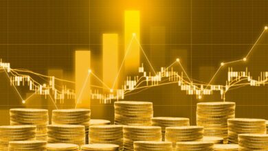 ارتفاع أسعار الذهب وتراجع البيتكوين مع الضغوط على الفيدرالي التي تهز الدولار