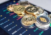 يستعيد البيتكوين مستوى 77 ألف دولار