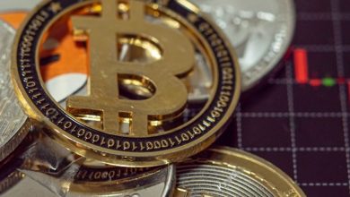 بيتكوين يتعثر قرب 63,400 دولار رغم تفوق تدفقات صناديق ETF